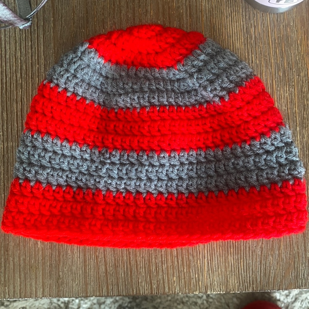 Ohio state buckeyes crochet hat- nwot